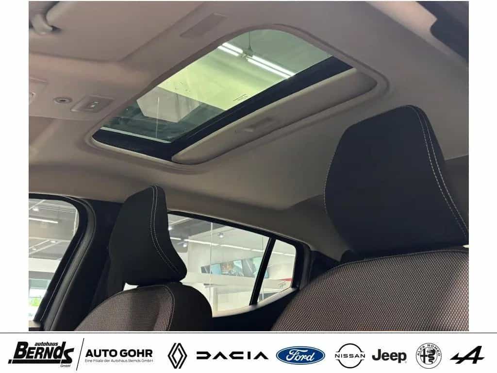 Dacia Sandero Stepway TCe 110 ULTIMATE KLIMA SHZ R-KAM 01/2023-photo-10