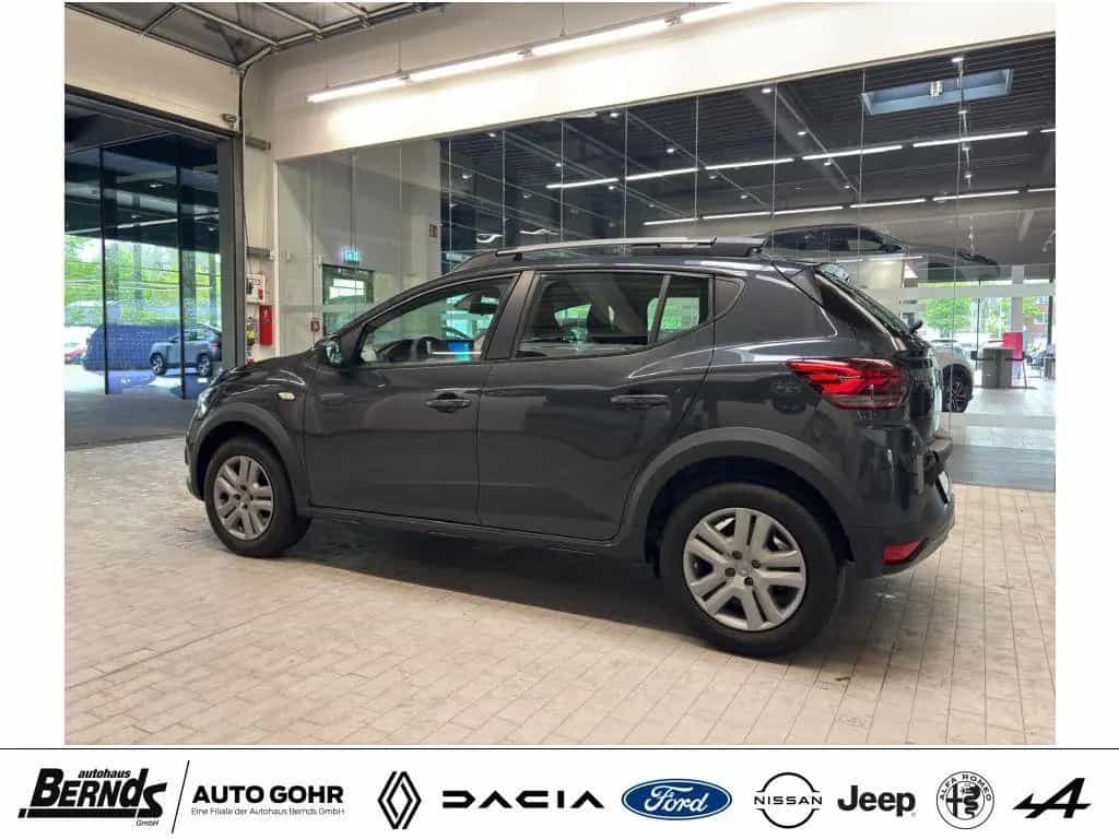 Dacia Sandero Stepway TCe 110 ULTIMATE KLIMA SHZ R-KAM 01/2023-photo-7