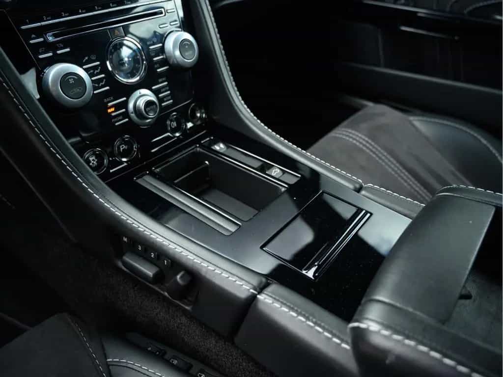 Aston Martin V8 Vantage 4.7 S | SP10 | EMBRAYAGE NEUF | CARBO 06/2015-photo-11