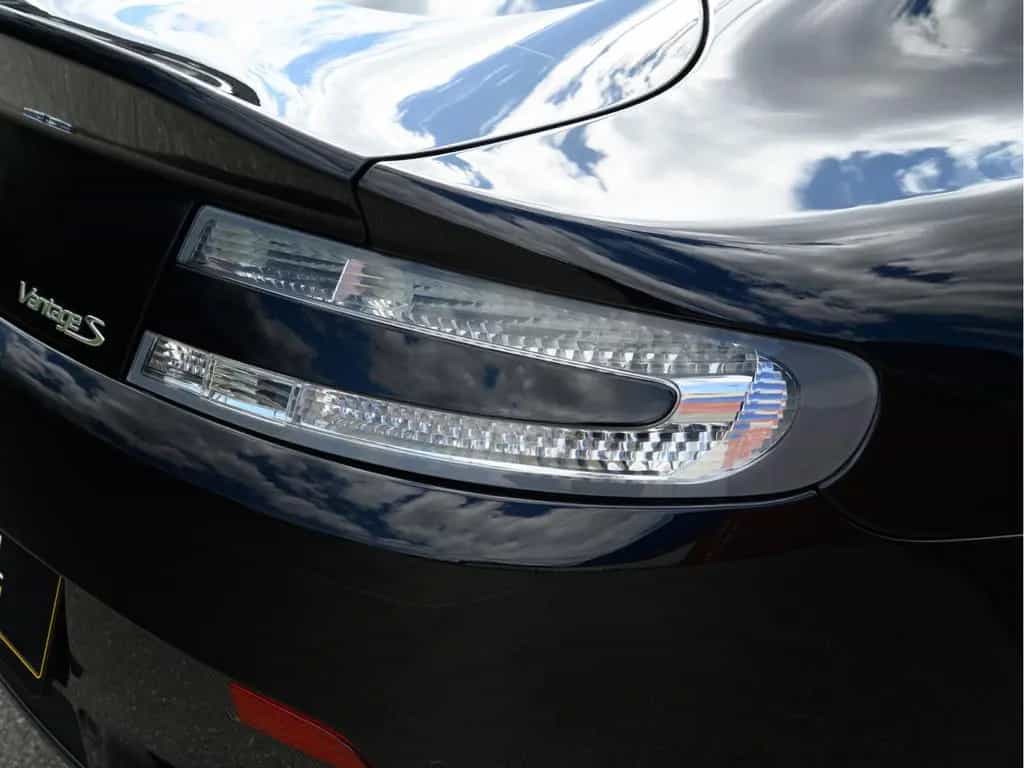 Aston Martin V8 Vantage 4.7 S | SP10 | EMBRAYAGE NEUF | CARBO 06/2015-photo-25