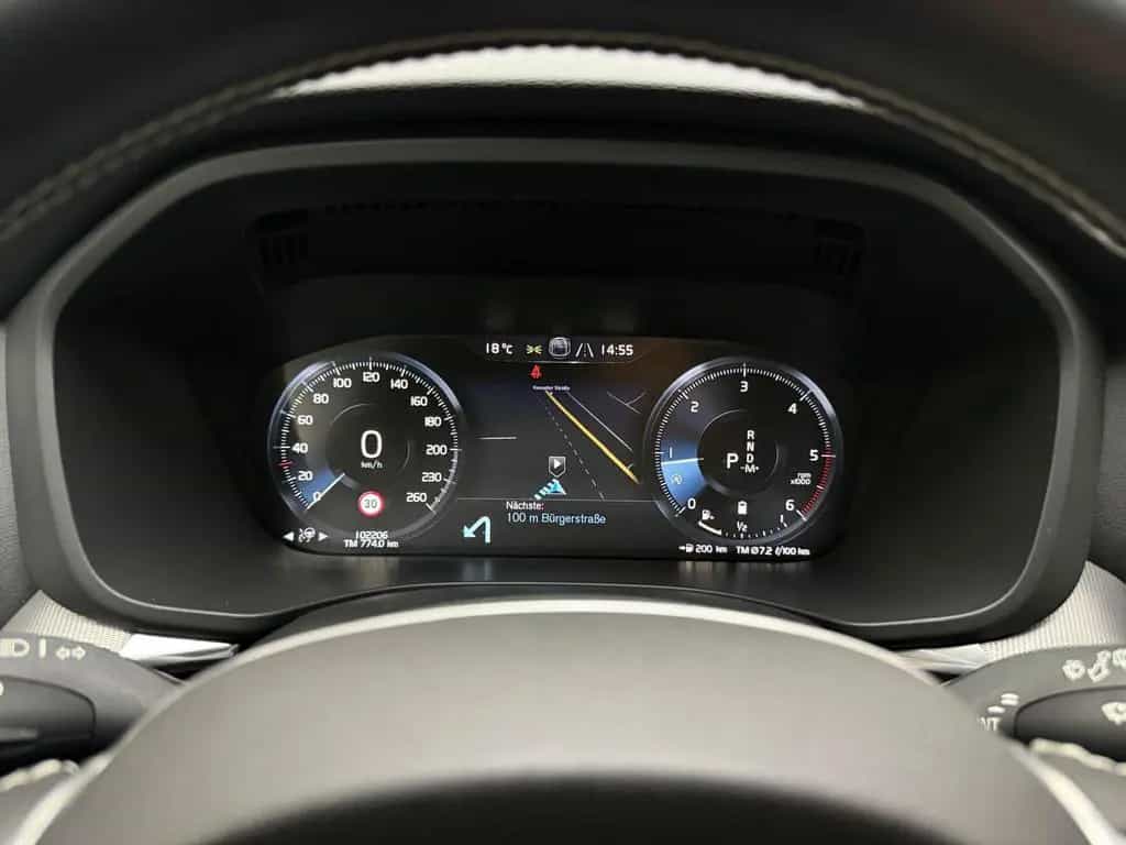Volvo XC60 R Design AWD 360° ACC CarPlay IntelliSafe 07/2020-photo-26