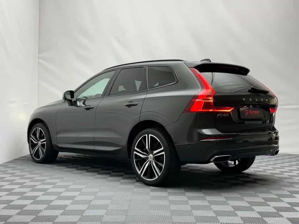 Volvo XC60 R Design AWD 360° ACC CarPlay IntelliSafe 07/2020-photo-8