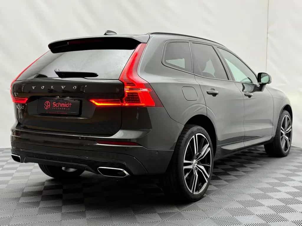 Volvo XC60 R Design AWD 360° ACC CarPlay IntelliSafe 07/2020-photo-9