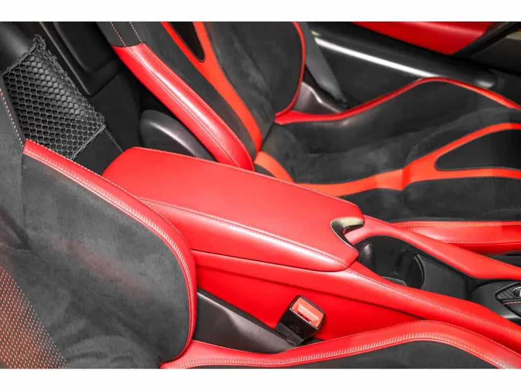 McLaren 720S PERFORMANCE COUPÉ 03/2017-photo-24