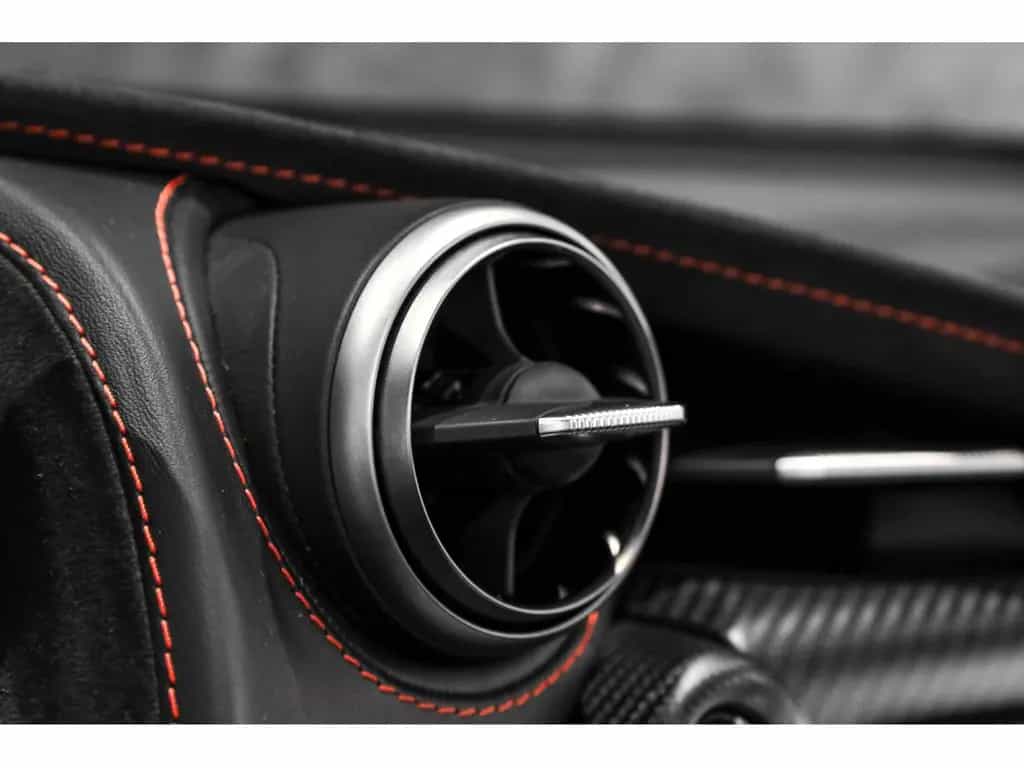 McLaren 720S PERFORMANCE COUPÉ 03/2017-photo-28