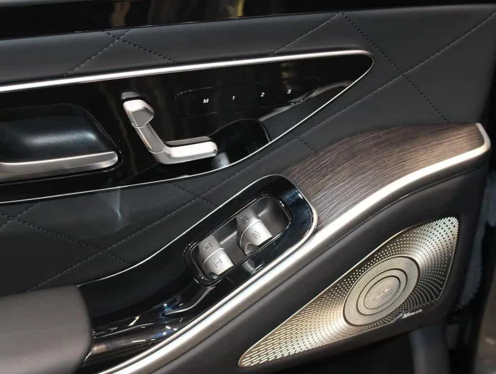 Mercedes-Benz S 500 4Matic AMG Line Pano*Burmester*HUD 07/2021-photo-14
