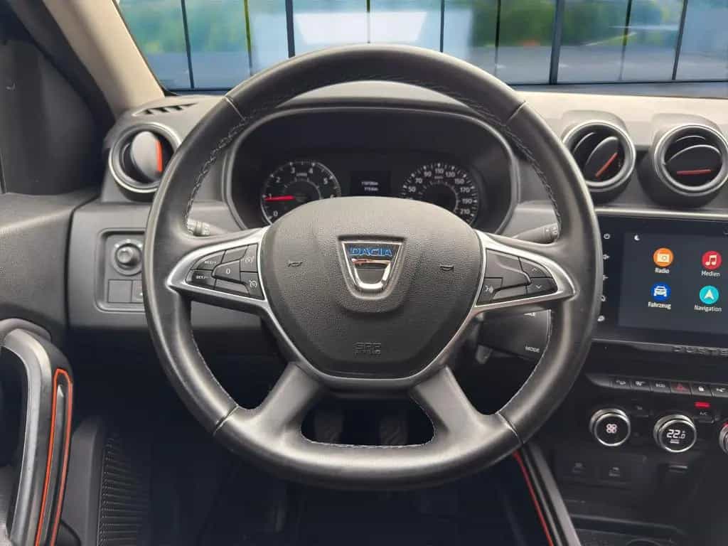 Dacia Duster II Extreme 4WD,LED,Leder,AHK,Navi 08/2022-photo-11