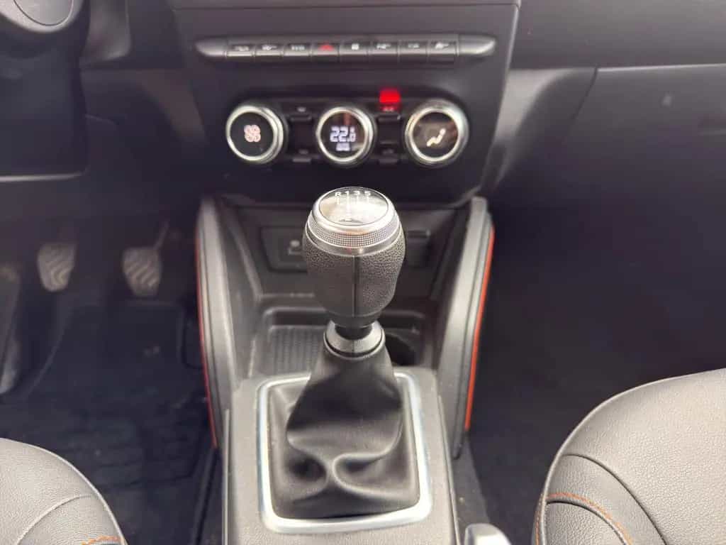 Dacia Duster II Extreme 4WD,LED,Leder,AHK,Navi 08/2022-photo-14