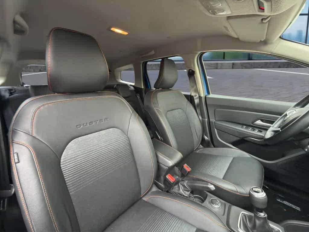 Dacia Duster II Extreme 4WD,LED,Leder,AHK,Navi 08/2022-photo-17