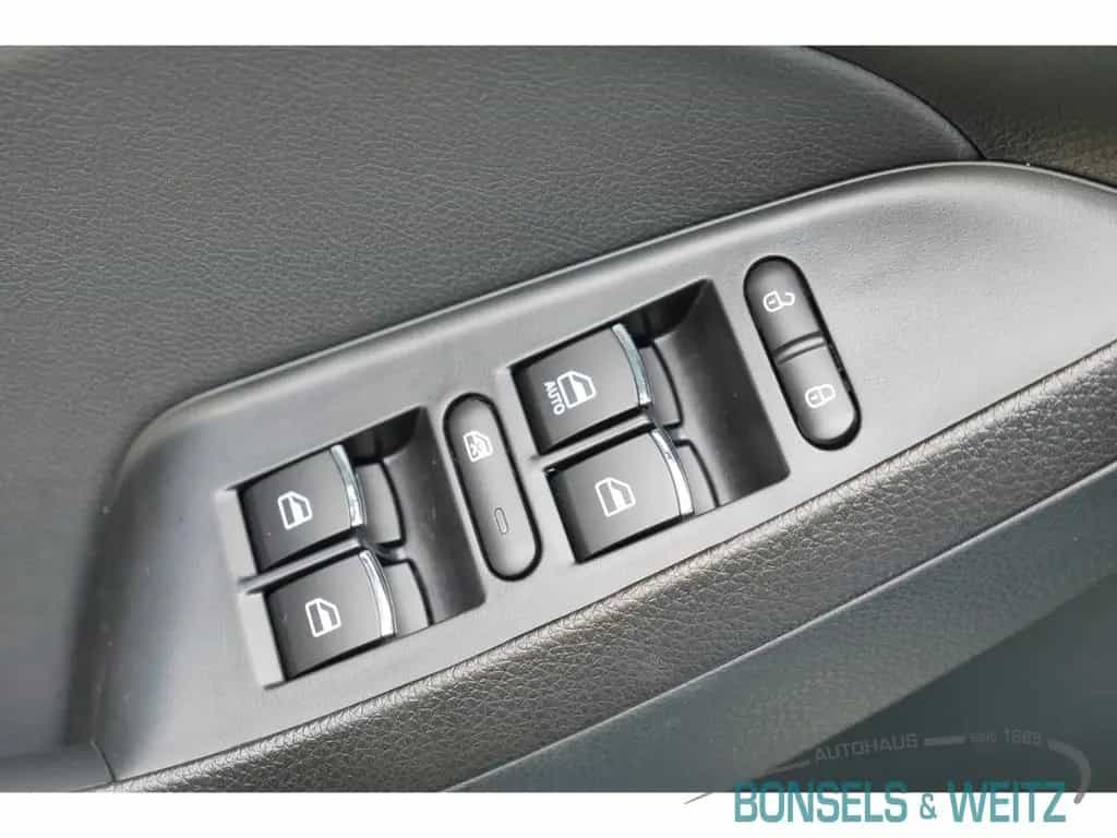 DFSK Fengon 580 1.5 7-SITZER CVT-AUTOMATIK 360 Kamera 01/2025-photo-21