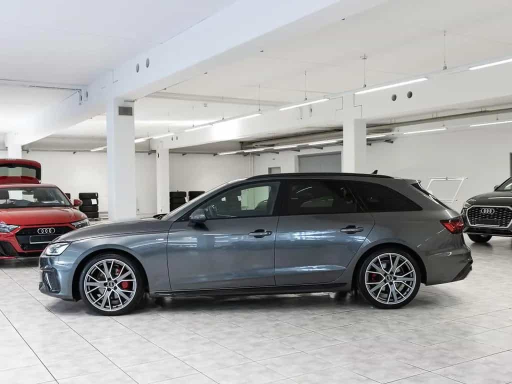 Audi A4 Avant 40 TFSI S line competition AHK virtCo 03/2023-photo-1