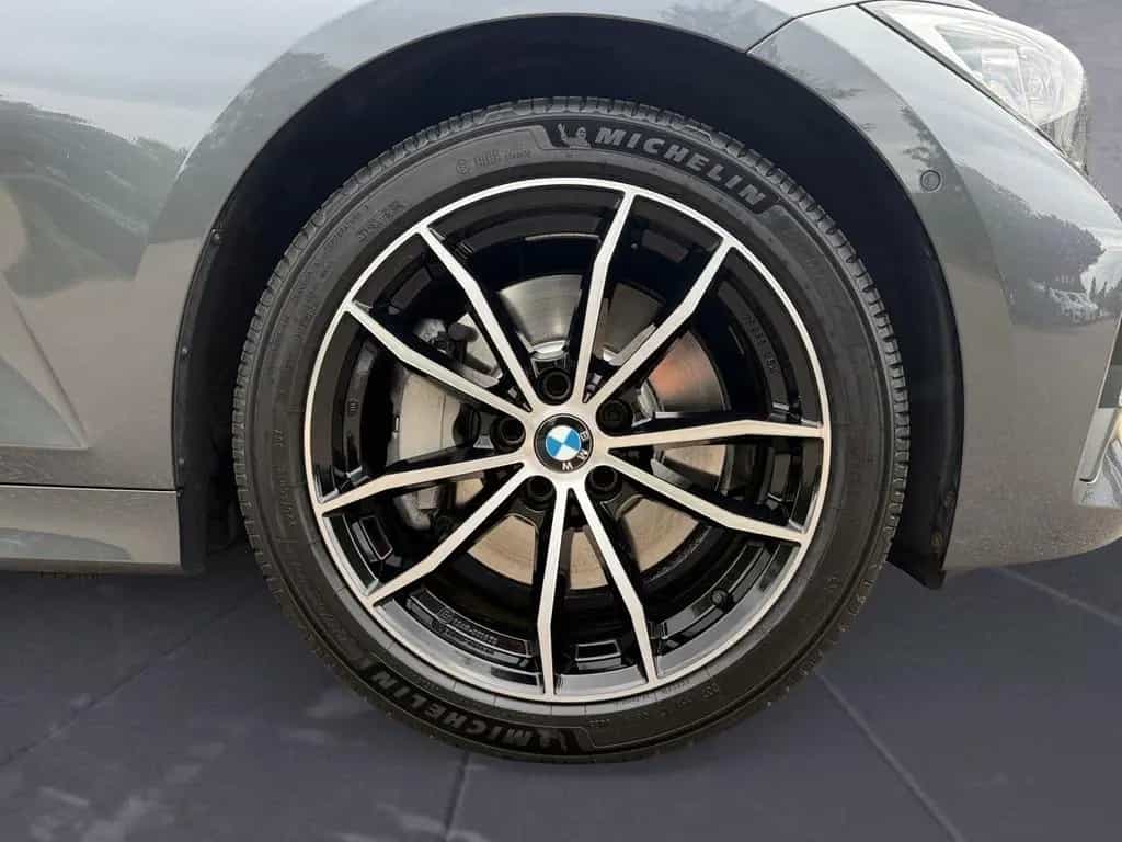 BMW 330 i xDrive Touring Luxury Line Laserlicht Head- 03/2020-photo-11