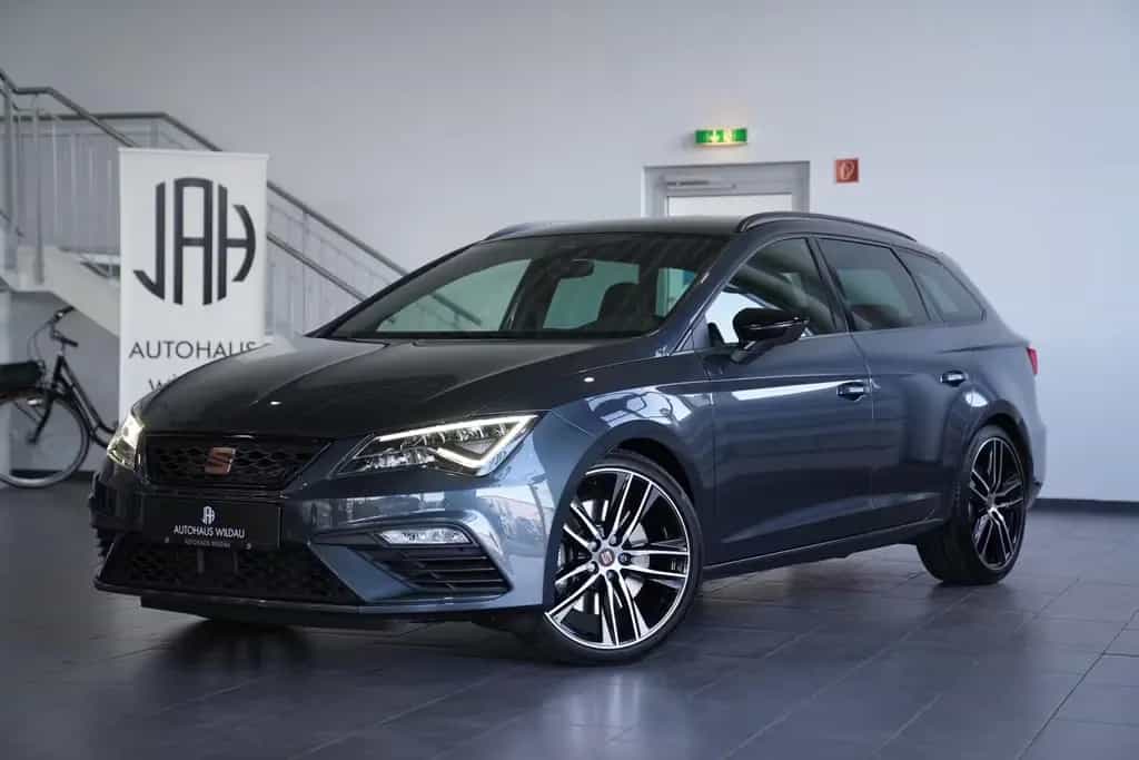Seat Leon ST Cupra 300 4Drive *AUT*NAV*LED*SHZ*KEYLEE 12/2020-photo-0