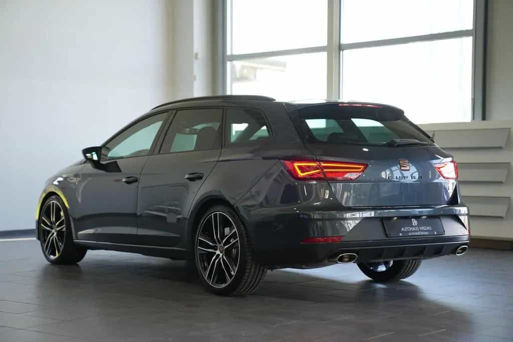 Seat Leon ST Cupra 300 4Drive *AUT*NAV*LED*SHZ*KEYLEE 12/2020-photo-10