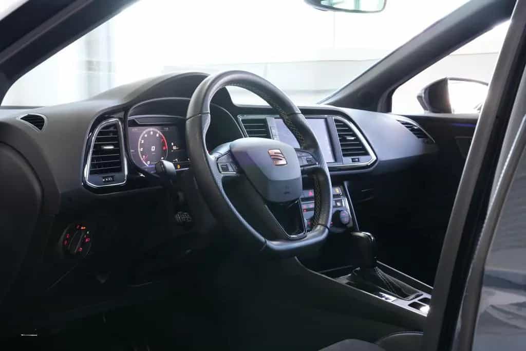 Seat Leon ST Cupra 300 4Drive *AUT*NAV*LED*SHZ*KEYLEE 12/2020-photo-15