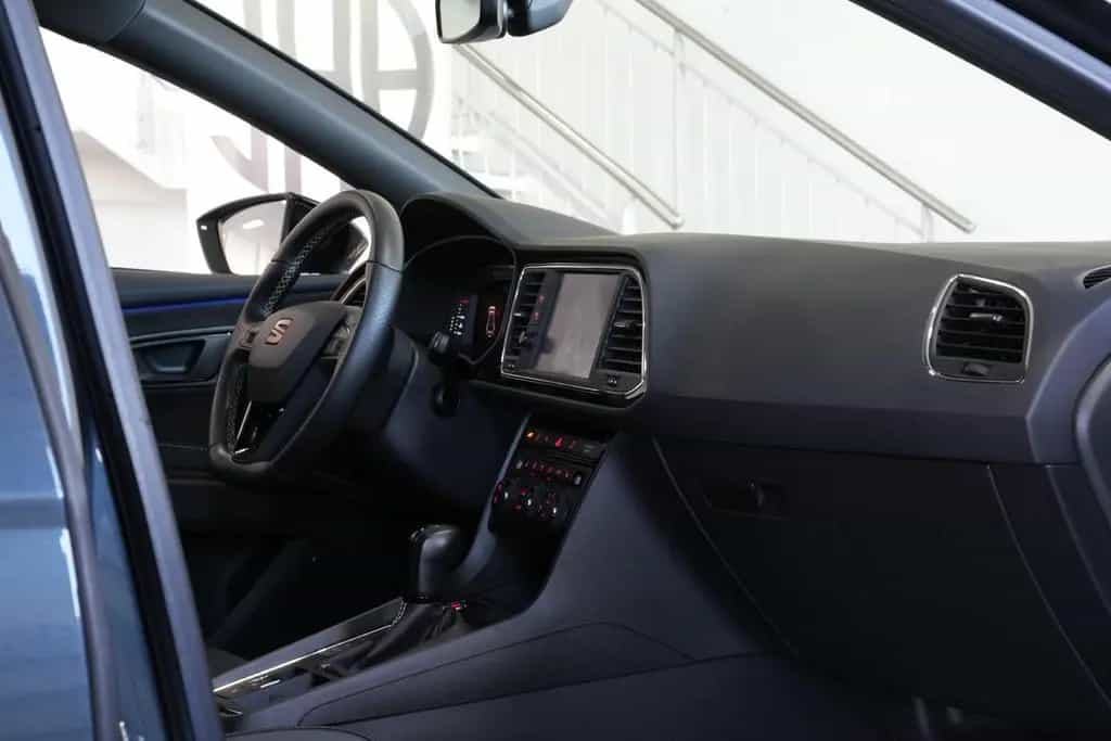 Seat Leon ST Cupra 300 4Drive *AUT*NAV*LED*SHZ*KEYLEE 12/2020-photo-17