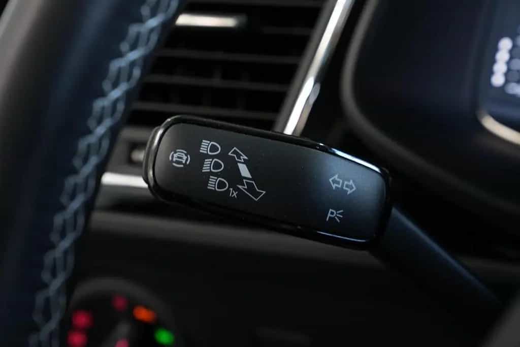 Seat Leon ST Cupra 300 4Drive *AUT*NAV*LED*SHZ*KEYLEE 12/2020-photo-38