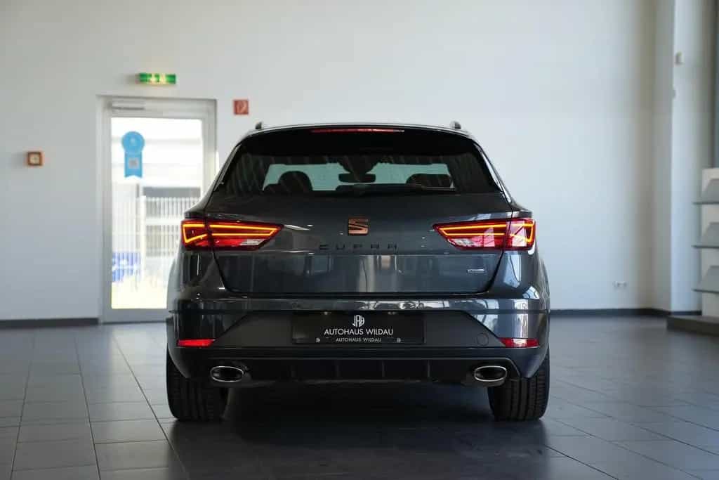 Seat Leon ST Cupra 300 4Drive *AUT*NAV*LED*SHZ*KEYLEE 12/2020-photo-8