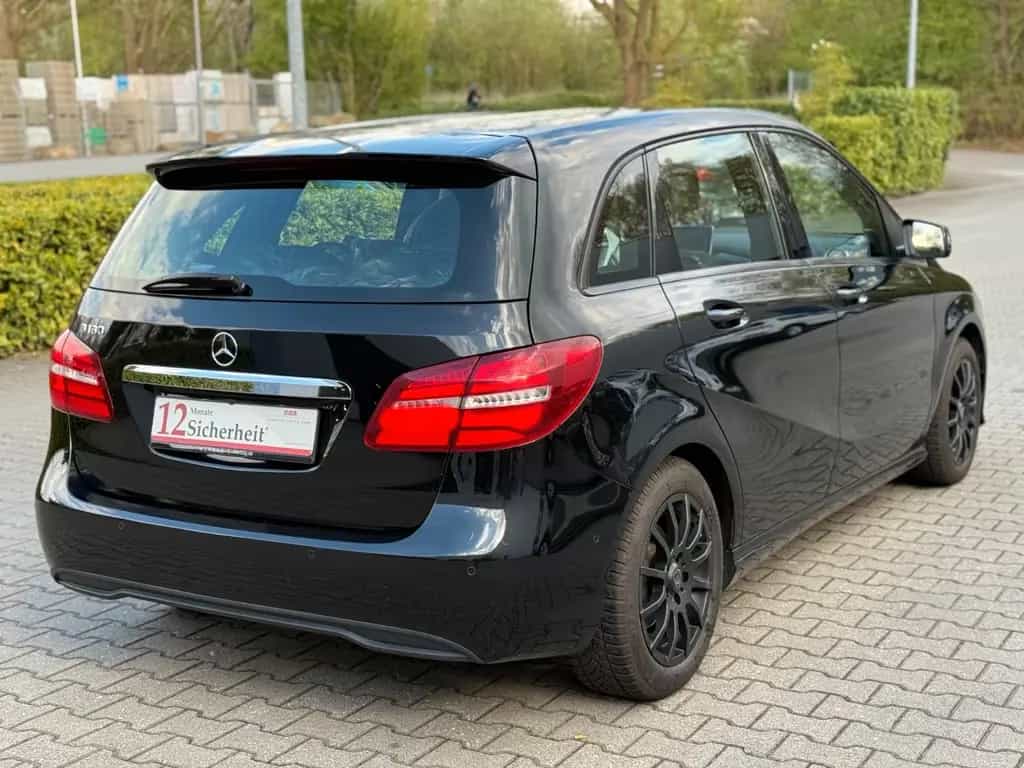 Mercedes-Benz B 180 Garantie Automatik* Leder* Navi* 07/2015-photo-11