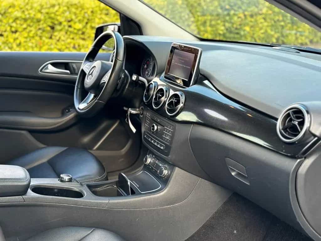 Mercedes-Benz B 180 Garantie Automatik* Leder* Navi* 07/2015-photo-15
