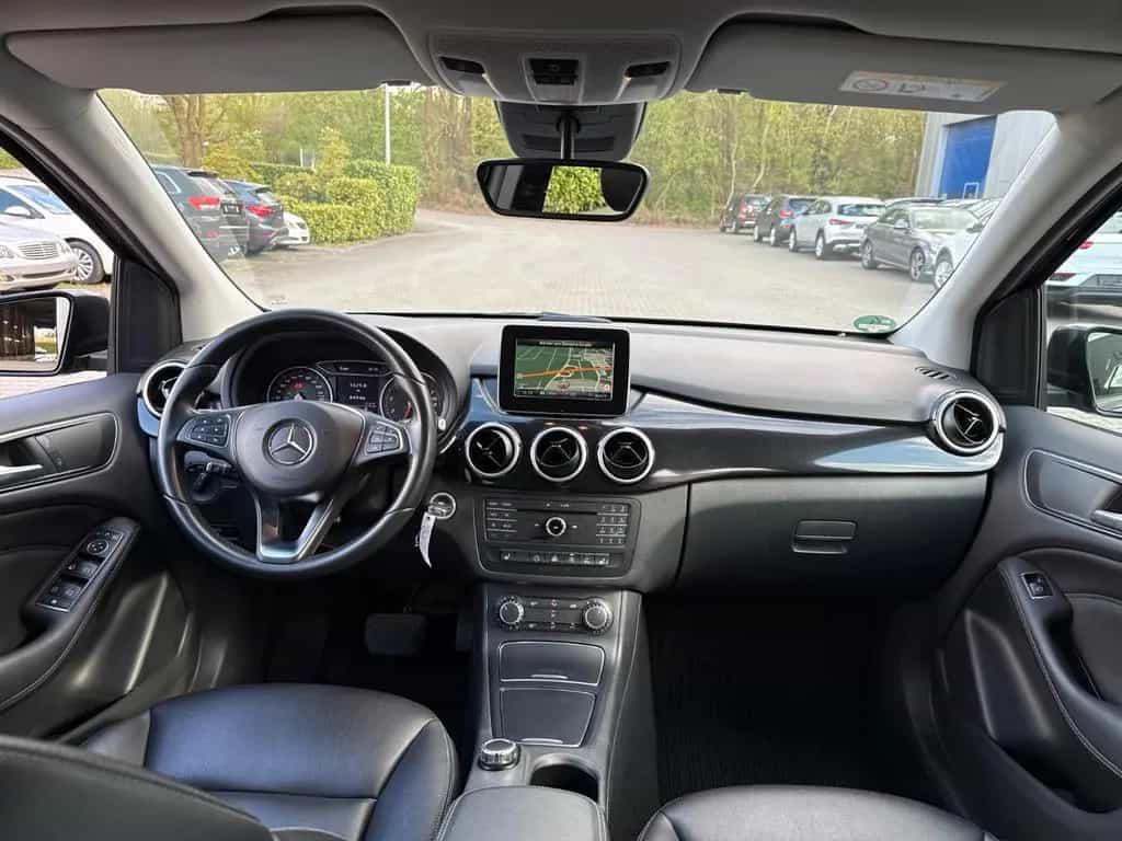 Mercedes-Benz B 180 Garantie Automatik* Leder* Navi* 07/2015-photo-17