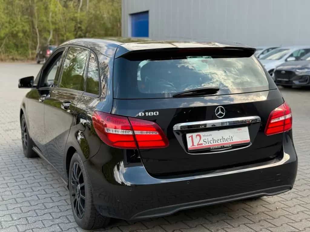 Mercedes-Benz B 180 Garantie Automatik* Leder* Navi* 07/2015-photo-9