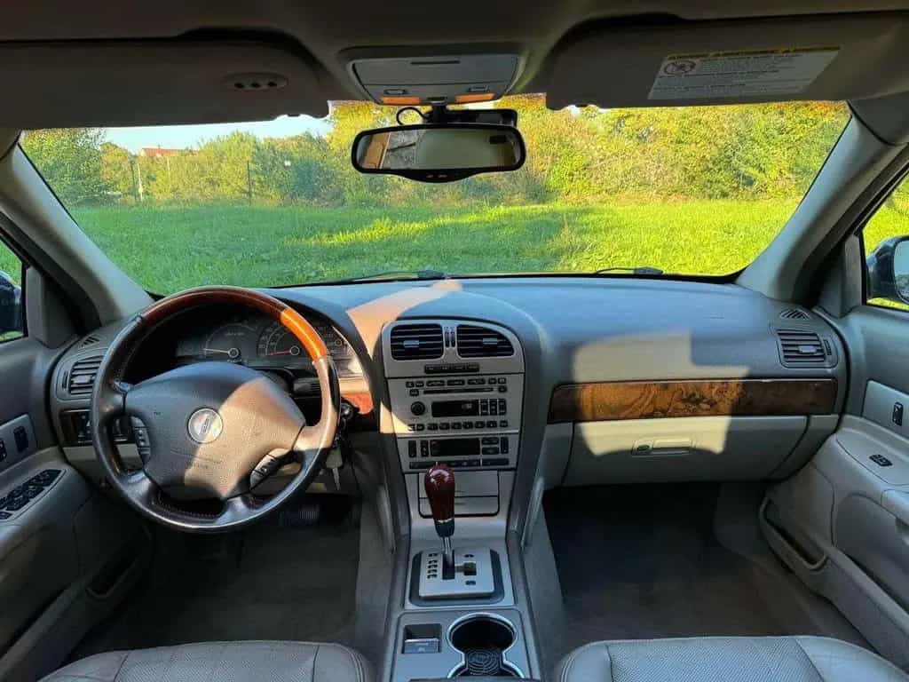 Lincoln LS guter Zustand Tüv Neu V8 02/2004-photo-8