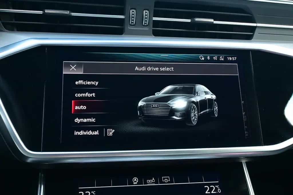 Audi A6 Lim. 40 TDI quattro sport B&O LED Kamera 360 05/2020-photo-18