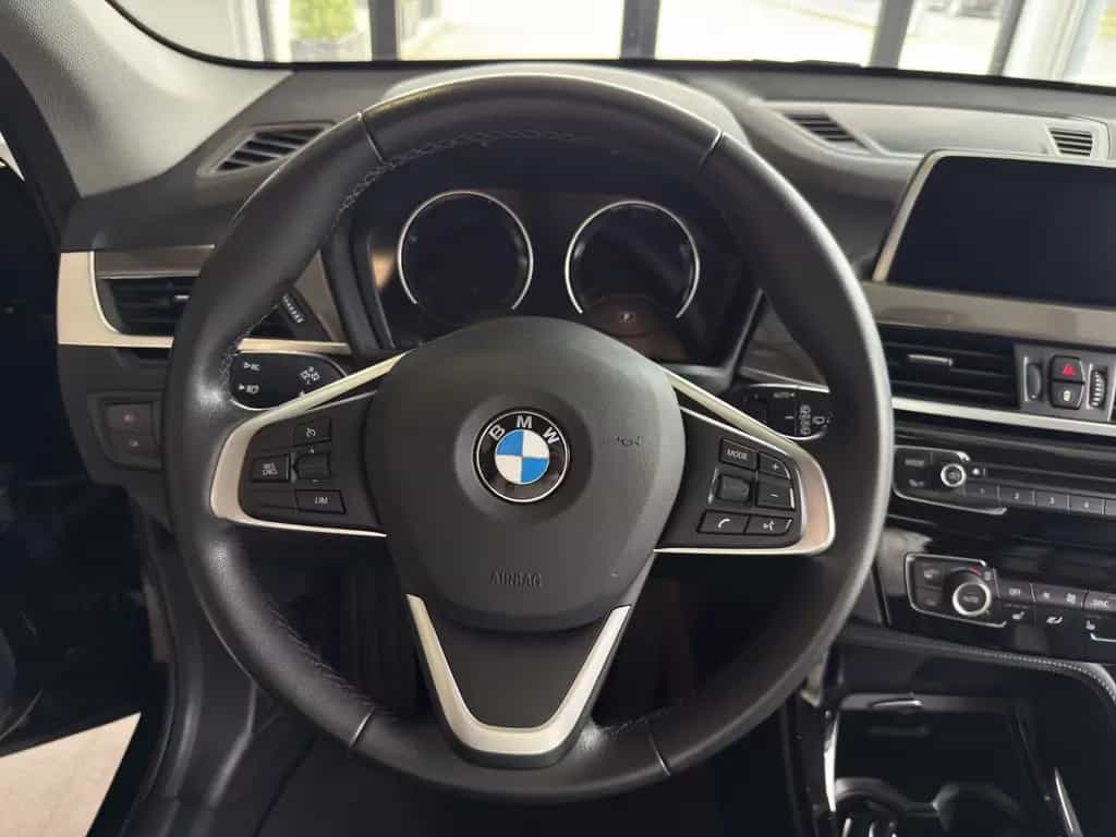 BMW X1 xDrive 20i xLine AHK*LED*RFK*LEDER*TEMPO 04/2018-photo-10
