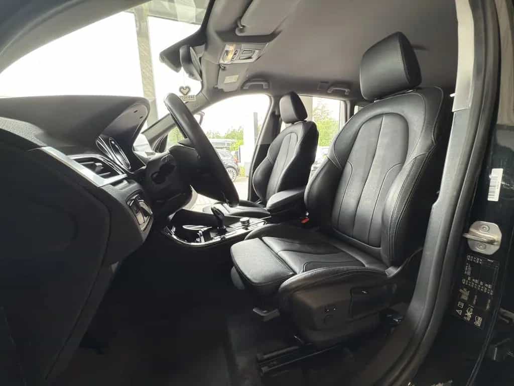 BMW X1 xDrive 20i xLine AHK*LED*RFK*LEDER*TEMPO 04/2018-photo-26