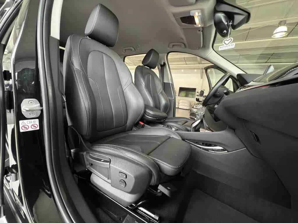 BMW X1 xDrive 20i xLine AHK*LED*RFK*LEDER*TEMPO 04/2018-photo-27