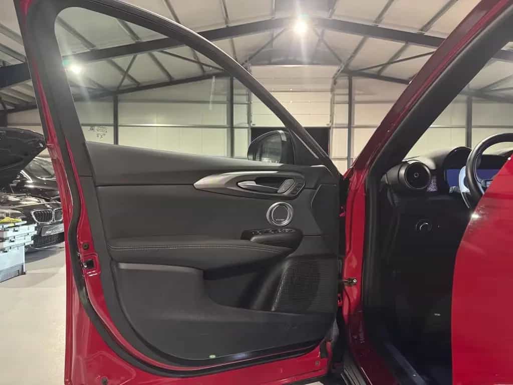 Alfa Romeo Tonale Veloce Android Auto 04/2024-photo-10