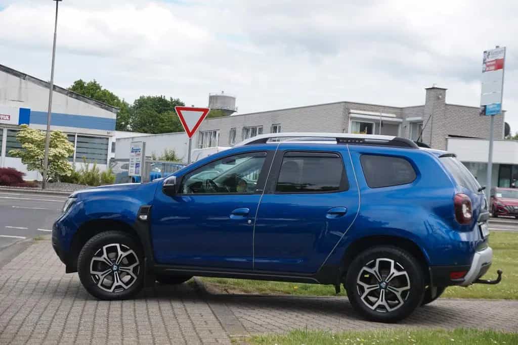 Dacia Duster II Prestige*TEMPOMAT*KAMERA*PDC*AHK*USB ! 03/2020-photo-5