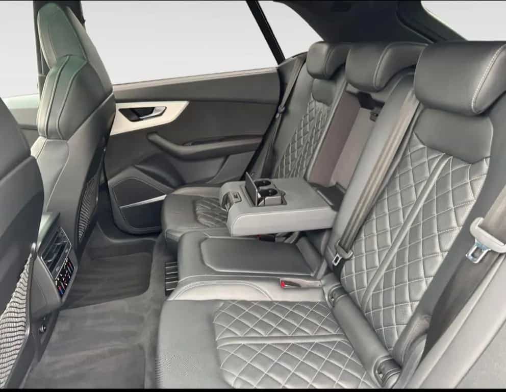 Audi Q8 S-LINE MASSAGE,PANO,STANDHEIZUNG,B&O,VOLL 07/2021-photo-10