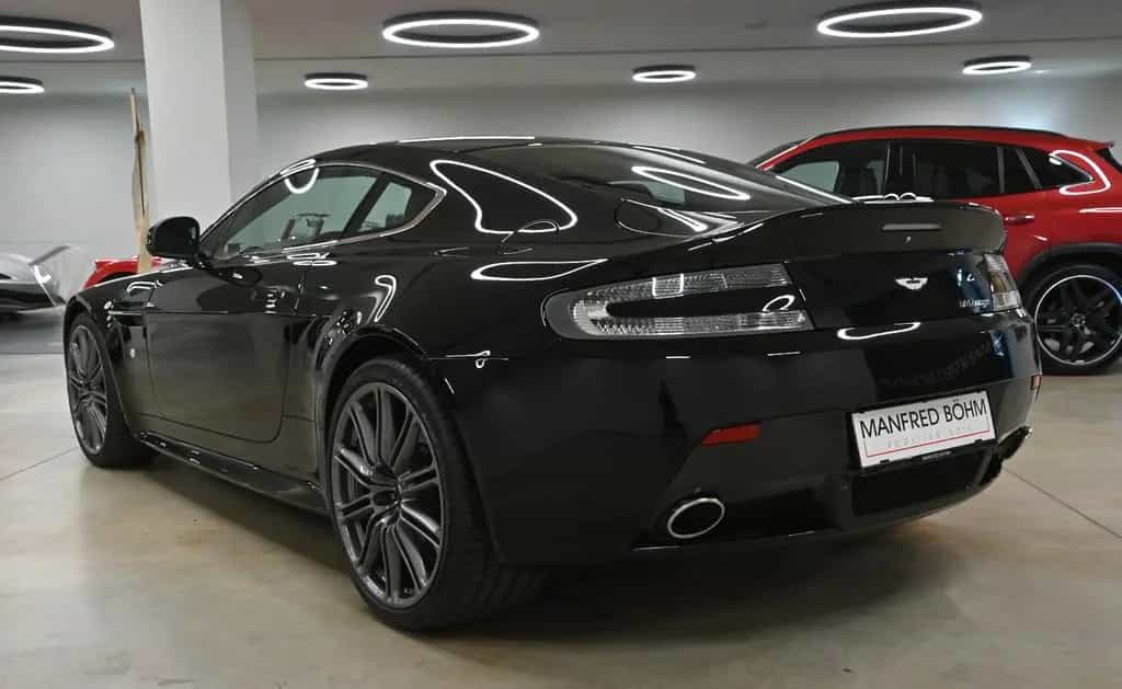 Aston Martin V12 Vantage Coupe 08/2012-photo-14