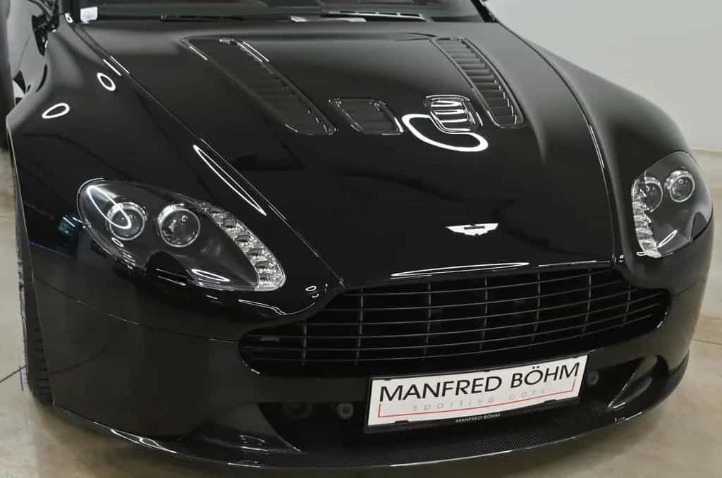 Aston Martin V12 Vantage Coupe 08/2012-photo-19
