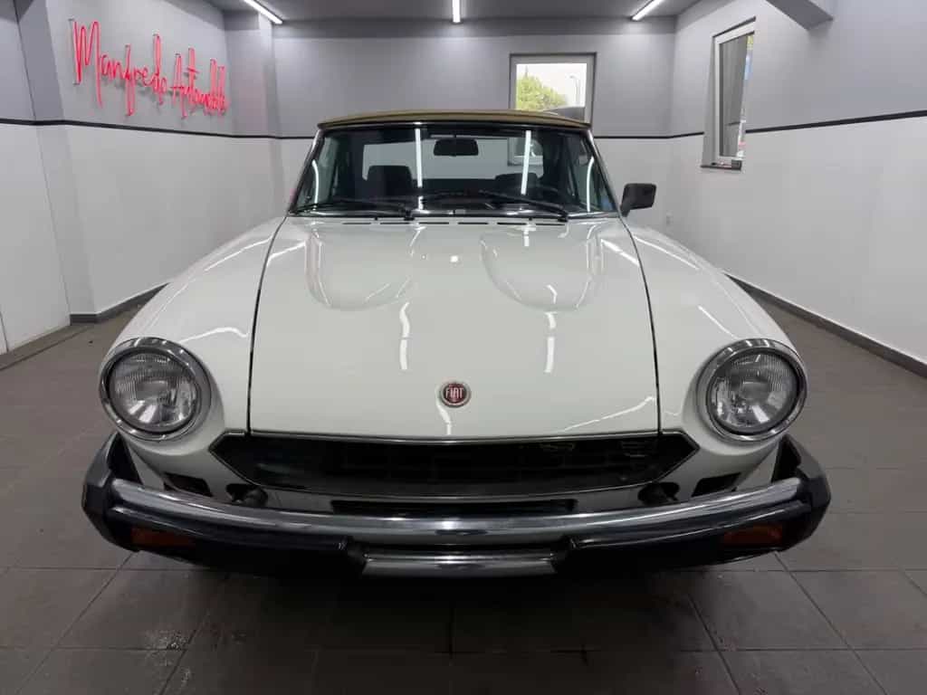 Fiat 124 Spider 2.0 Automatik/H-Kenzeiche/Verdeck-Neu 07/1979-photo-2