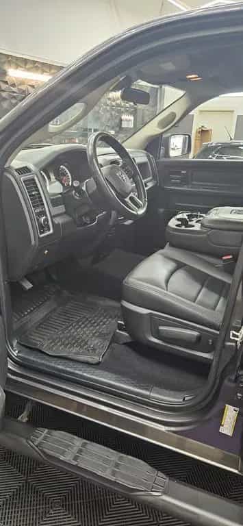 Dodge RAM 1500 5.7 Hemi Quad Cab 4x4 10/2018-photo-8