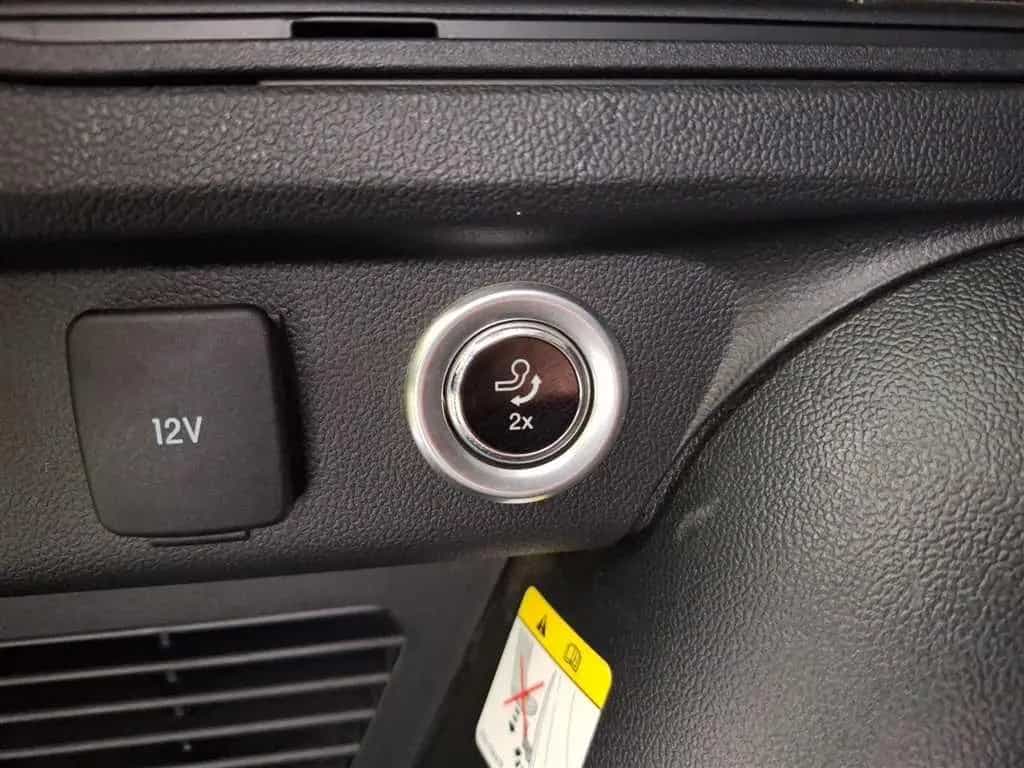Ford Kuga Titanium 2.5 DuraTec FHEV AHK Winterpaket 11/2022-photo-26