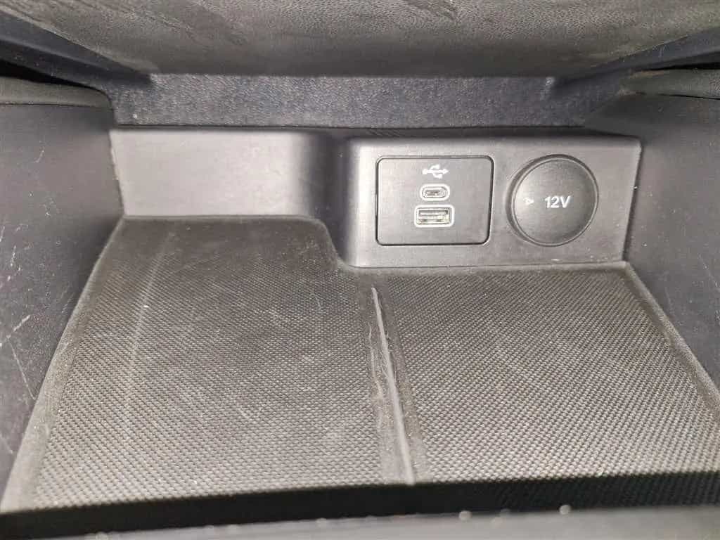 Ford Kuga Titanium 2.5 DuraTec FHEV AHK Winterpaket 11/2022-photo-33
