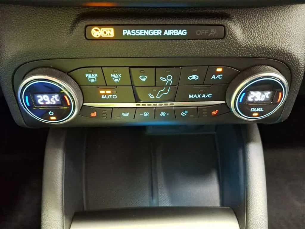 Ford Kuga Titanium 2.5 DuraTec FHEV AHK Winterpaket 11/2022-photo-35