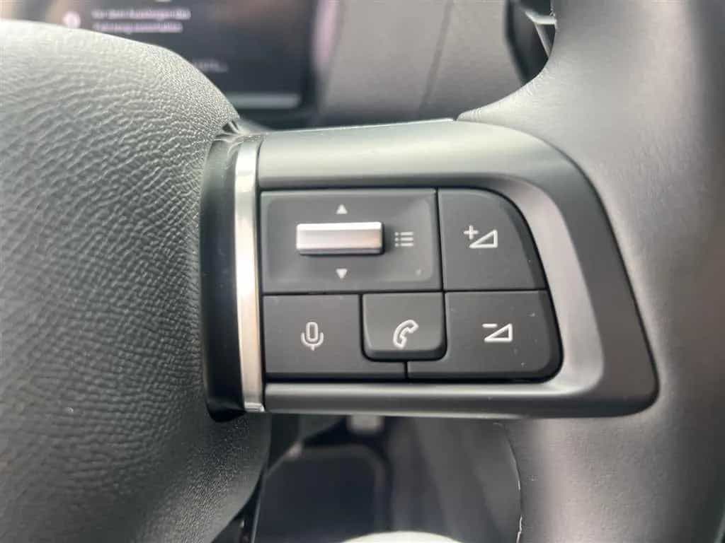 Citroën C4 Shine 1.2 Puretech Kältepaket 04/2024-photo-11