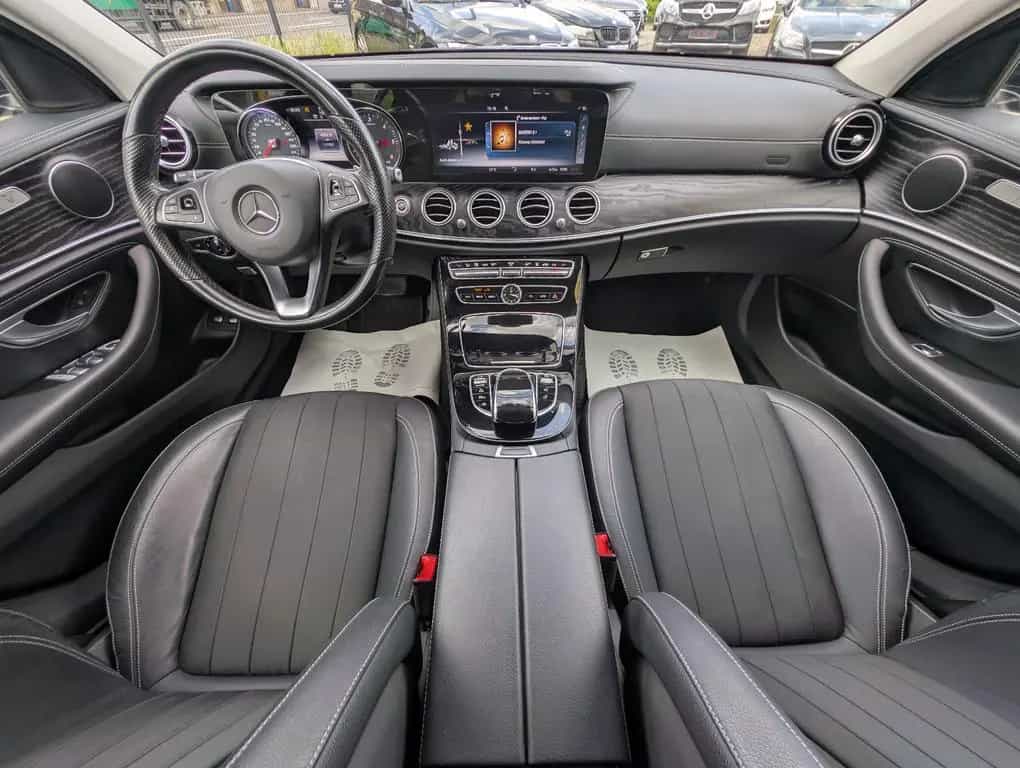 Mercedes-Benz E 350 d T Exclusive*2.Hd*Dis+*AHK*LED*SH*360°LUFT 03/2017-photo-17