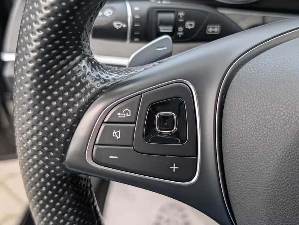 Mercedes-Benz E 350 d T Exclusive*2.Hd*Dis+*AHK*LED*SH*360°LUFT 03/2017-photo-24