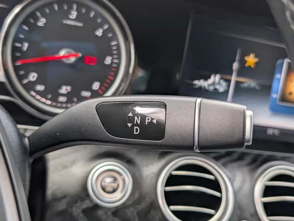 Mercedes-Benz E 350 d T Exclusive*2.Hd*Dis+*AHK*LED*SH*360°LUFT 03/2017-photo-27
