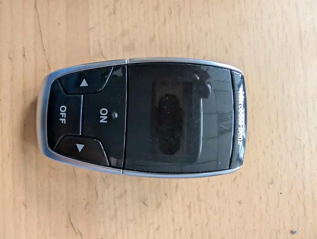 Mercedes-Benz E 350 d T Exclusive*2.Hd*Dis+*AHK*LED*SH*360°LUFT 03/2017-photo-36