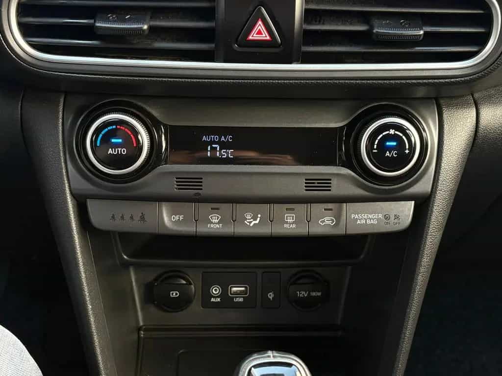 Hyundai KONA Premium,Leder,DAB,LED,Head-Up,E-Sitze,KRELL 09/2018-photo-13
