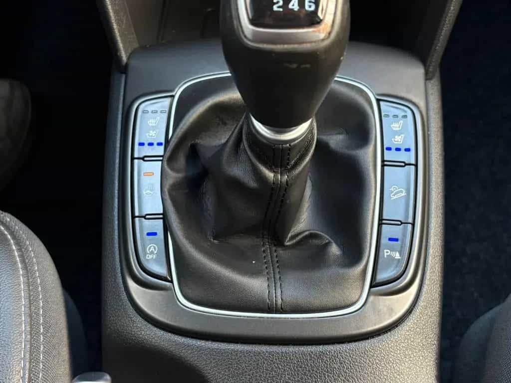 Hyundai KONA Premium,Leder,DAB,LED,Head-Up,E-Sitze,KRELL 09/2018-photo-15