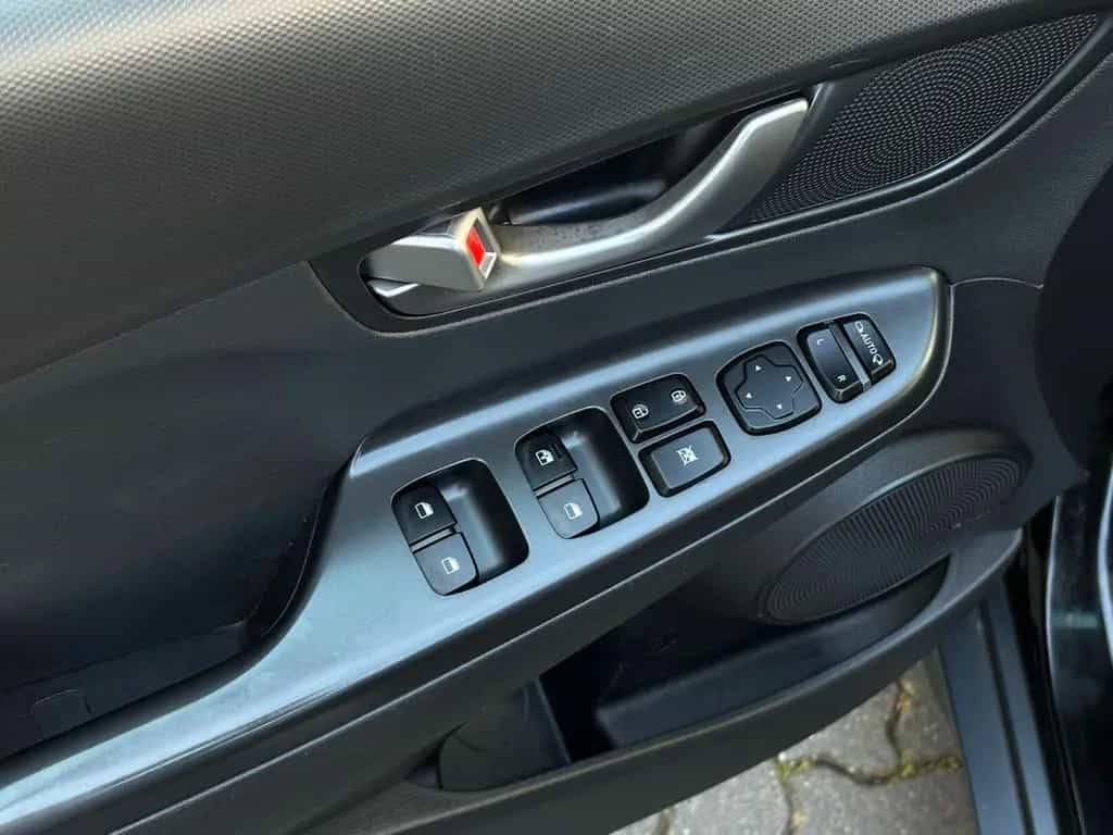 Hyundai KONA Premium,Leder,DAB,LED,Head-Up,E-Sitze,KRELL 09/2018-photo-27