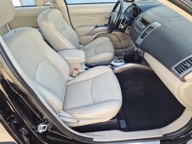 Mitsubishi Outlander XL*4-WD*Automatik*Leder*Glasdach 04/2010-photo-21